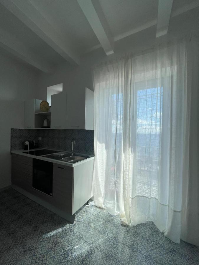Casa Grazia Apartments Липари Экстерьер фото